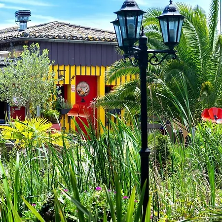 Couette-café Le Bassin Du Tertre